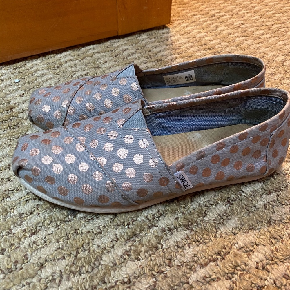 Women’s toms